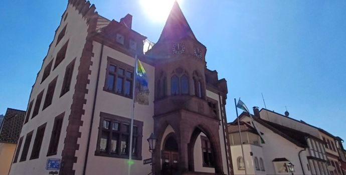 Öffnungszeiten Rathaus über Fasnet