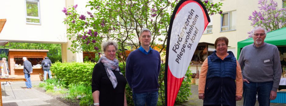 Frühlingsmarkt lockt Besucher ins Pflegewohnheim St. Josef in Herzebrock