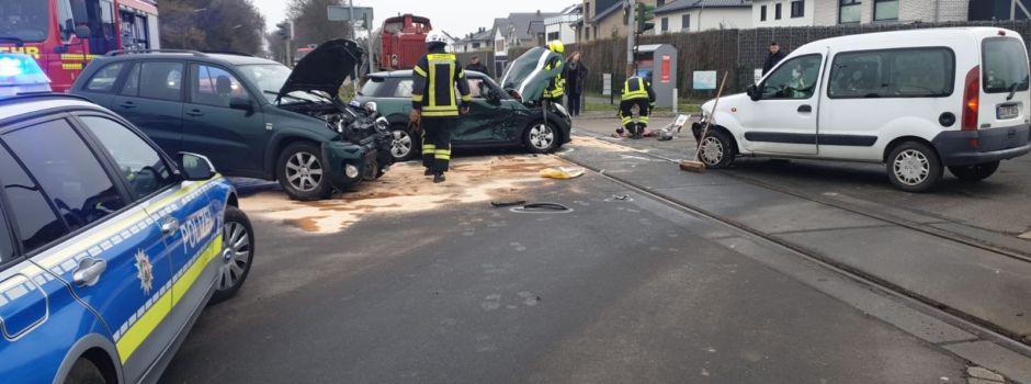 Schwerer Verkehrsunfall in Niederkassel Rheidt