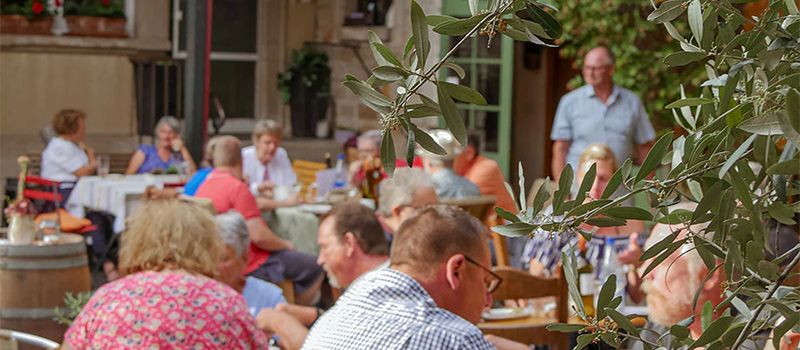 Wein, Beats und Sommerfeeling: Hoffest im Weingut Jung
