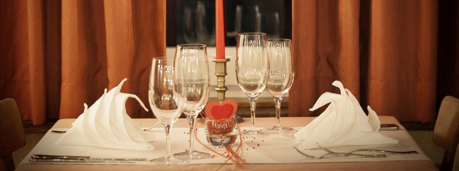Liebe geht durch den Magen – die Valentinstags-Menüs in Augsburgs Restaurants 2025