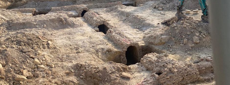 Unterirdische Gänge und geraubte römische Sarkophage in Mainz entdeckt