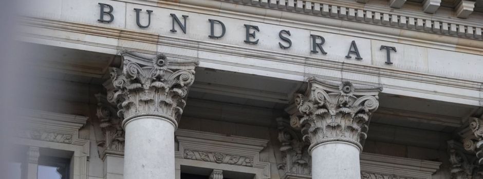 Bundesrat segnet Steuerentlastung und Deutschlandticket ab