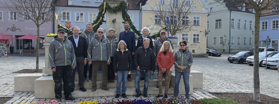 Über 1.000 Frühlingsblumen für Wemdings historische Innenstadt