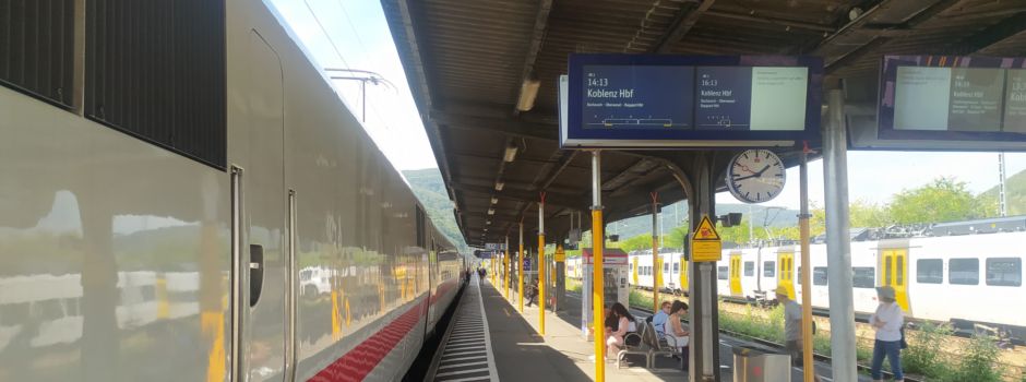 Großstörung: Zugverkehr im Rhein-Main-Gebiet steht still