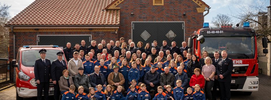 90 Jahre Feuerwehr Warlow: Ein starkes Team feiert Jubiläum