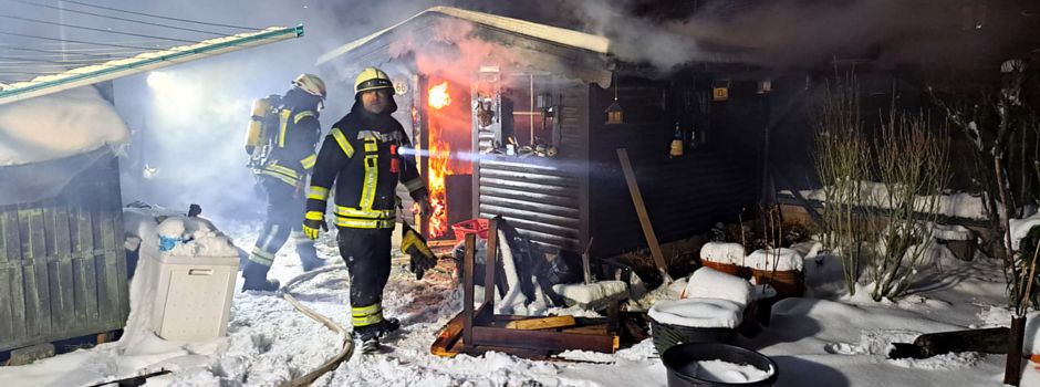 Mondorf: Gartenhaus stand in Flammen