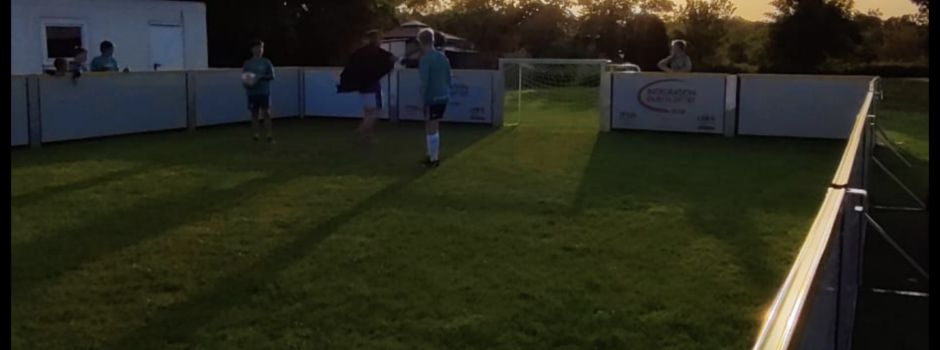 Was ist grün und riecht nach Bratwurst?