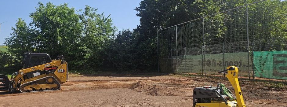 Bauarbeiten am Kleinspielfeld haben begonnen