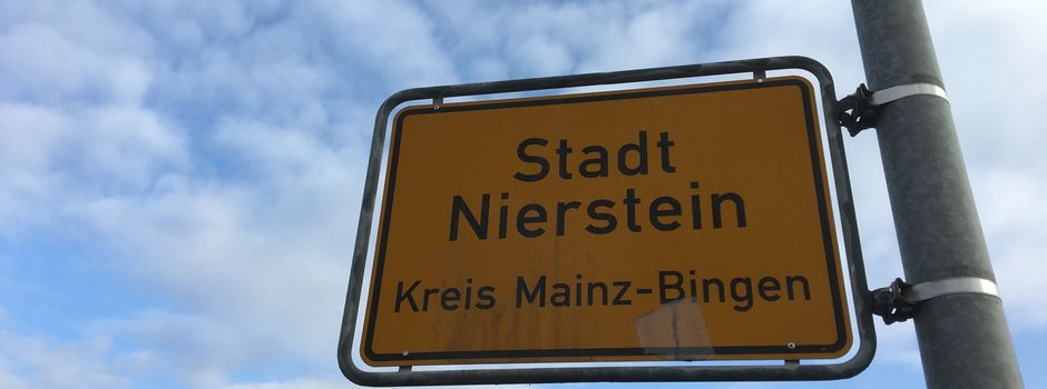 Gartengebiet zwischen den Ortslagen Nierstein und Schwabsburg - Sondermüll ist zu entfernen