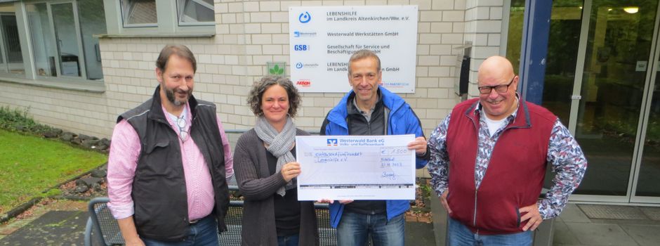 Gewinn aus Kräutermarkt erfreut Menschen mit Behinderung