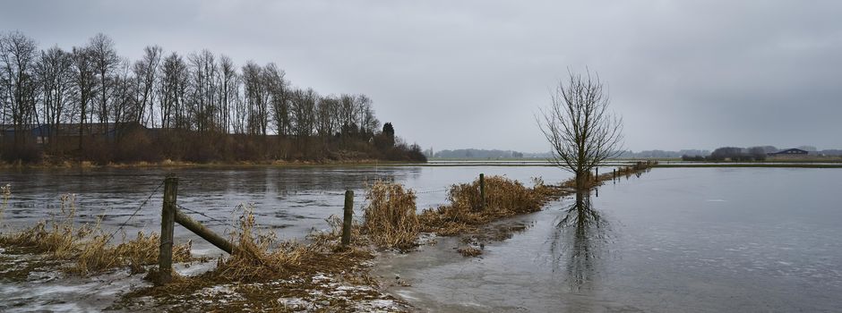 Sperrung der Sandhagener Ortsdurchfahrt wegen Schmelzwasser