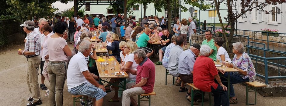 Feierabendschoppen in Schwabsburg erneut Publikumsmagnet