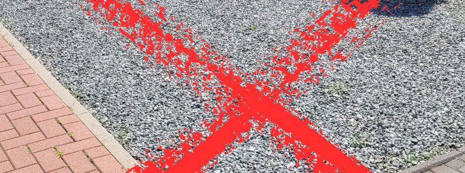 Bunt statt grau – Schottergärten sind gesetzlich verboten!