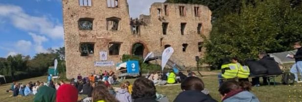 Evangelische Jugend lädt ein: Teamer-Base Camp für das Konfi-Adventure
