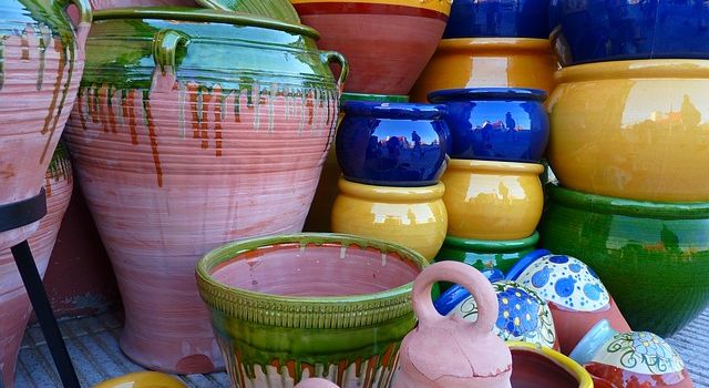 7 Orte in Augsburg, an denen ihr mit Ton kreativ werden könnt