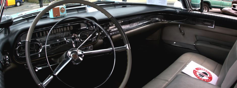 Erfolgreiches Oldtimertreffen am Mondorfer Rheinufer begeistert Fans und Besucher