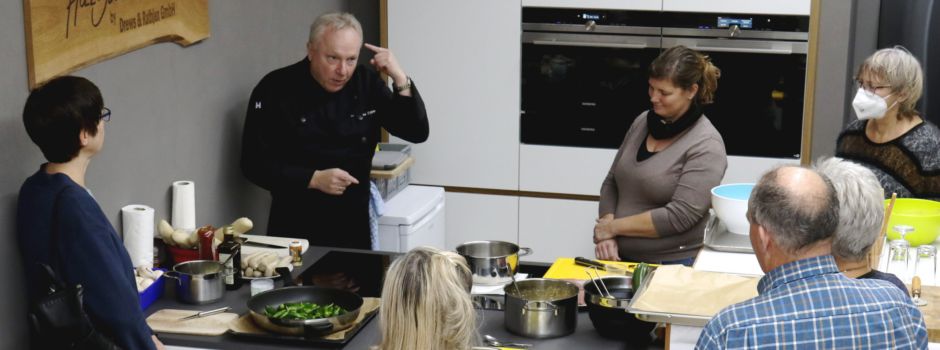 Kochshow bei EP:Röhrig: "Kochen mit zeitgemäßen Küchengeräten"