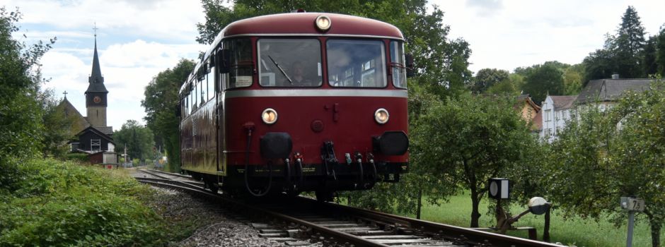 Kreistage sprechen sich für Reaktivierung der Krebsbachtalbahn aus