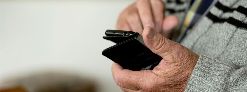 Generationen verbunden – Handy leicht gemacht