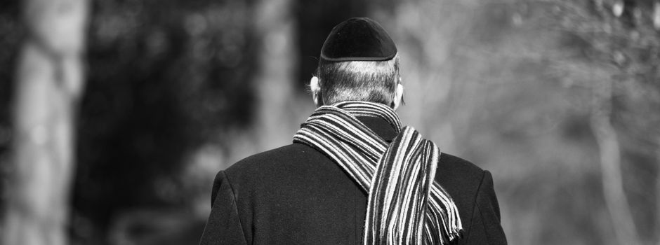 Justizminister wirbt in Wiesbaden für neues Gesetz gegen Antisemitismus