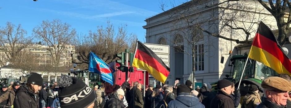 AfD bei Wiesbadener Bauernprotesten – Staatstheater hält Gegendemo