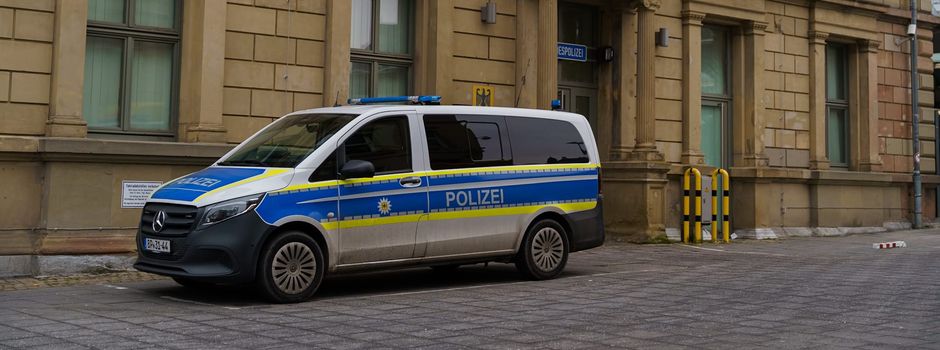 „Nazis“-Rufe und Tritte: Drei Polizisten an Mainzer Hauptbahnhof verletzt