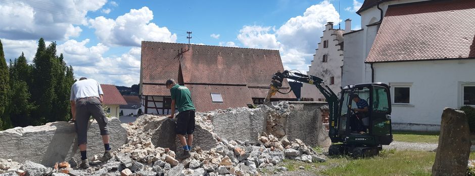 Sanierung der Friedhofsmauer in Bingen gestartet