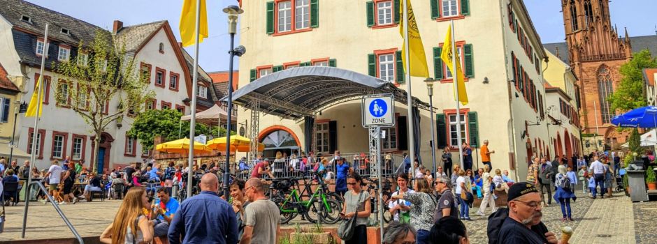 Live-Musik und Oldtimer: Das erwartet euch beim Oppenheimer Frühling