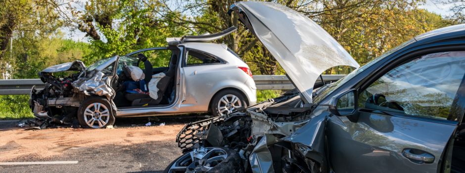 Fünf Schwerverletzte bei Frontalcrash im Rheingau