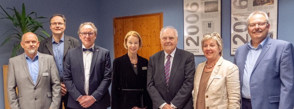 Auszeichnung für Engagement: Verdienstorden für unseren Ehrenbürger Dr. Ernst Theilen🎖️