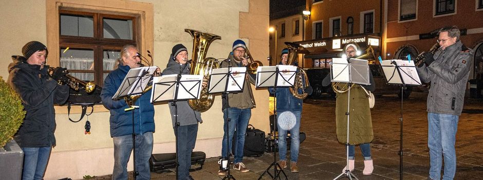 Hirschauer gehen zum 21. Mal zum Adventfensterln