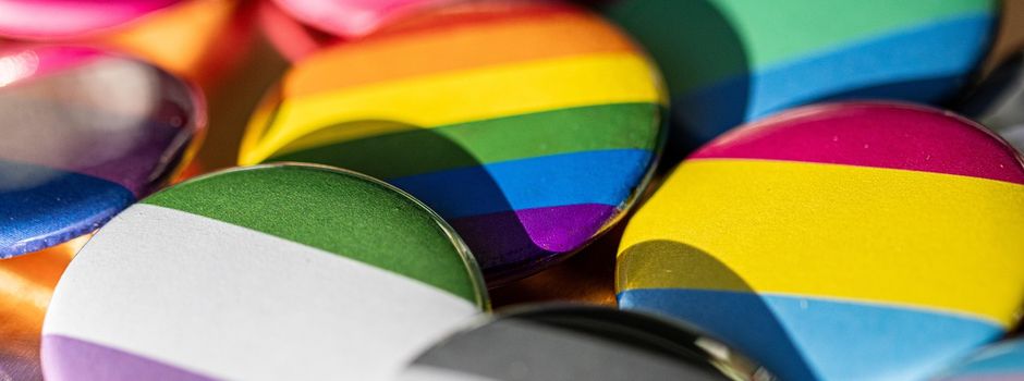 Nach OB-Vorbild: Jetzt bekommt ganz Koblenz Regenbogensocken