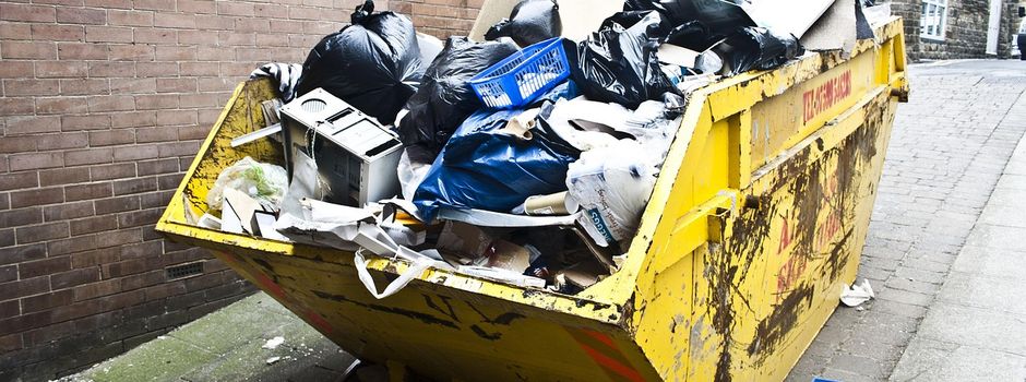 Ein echtes Ärgernis! – Müllentsorgung in private Container