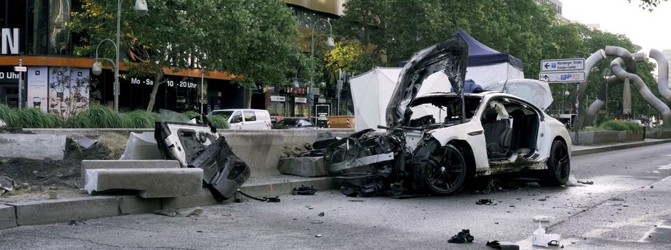 Raserunfall in Berlin: Ermittlung wegen fahrlässiger Tötung