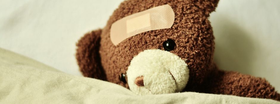 Kuscheltier vom Bett geworfen: Die Horror-Dates der Jodel-Community