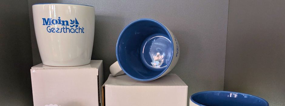 Neue Souvenirs in der Geesthachter Tourist-Information erhältlich
