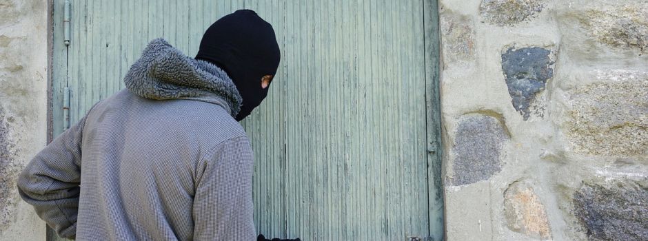 Einbruch und Betrug