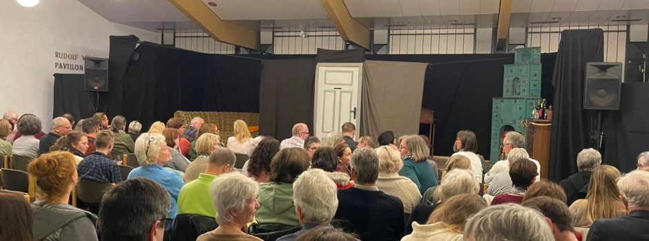Eine Theatergruppe sagt Danke