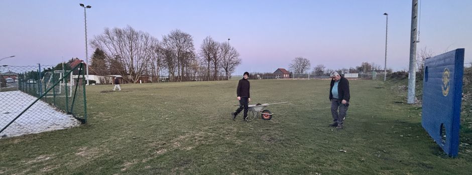 Gemeinschaft stärkt TSV Jerxheim: Erfolgreicher Arbeitseinsatz am Sportplatz