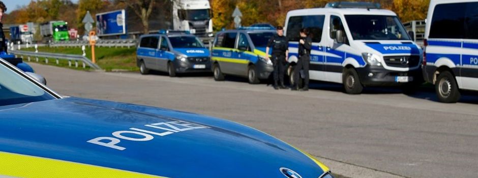 Großkontrolle an A67: Polizei prüft rund 400 Verkehrsteilnehmer