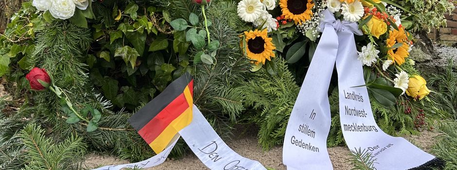 🇩🇪 Volkstrauertag in Benz