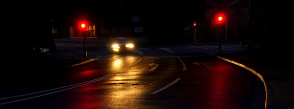 Genötigt, dann ins Gesicht gespuckt: Autofahrer rastet bei Bingen aus