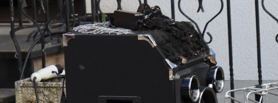 Lülsdorf: Starke Rauchbildung wegen in Brand geratenem Handstaubsauger