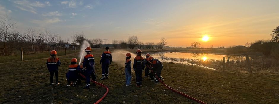 "Wasser marsch!" am Pastorteich 🚒💦