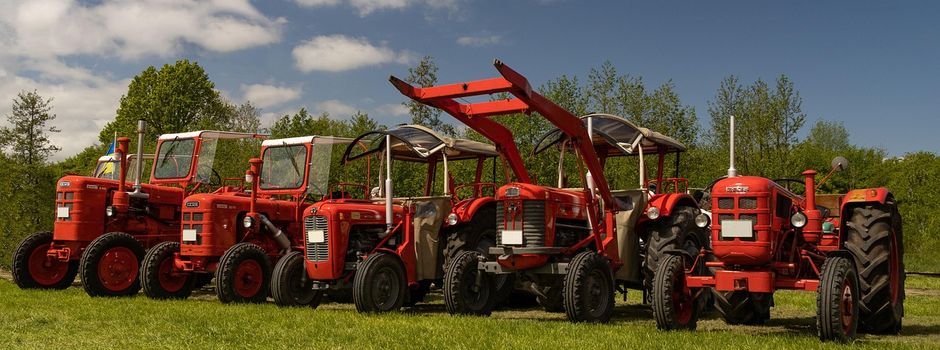 Überprüfung land- und forstwirtschaftlicher Zugmaschinen nach § 29 StVZO   
