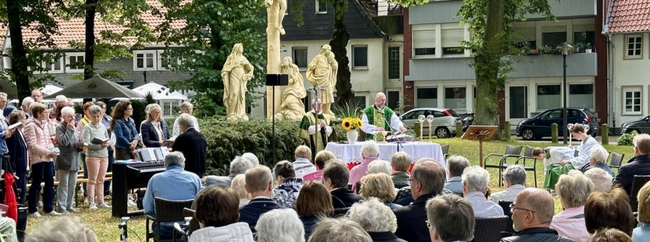 Sommerkirche: „Draußen-Gottesdienste“ auf den Kirchplätzen