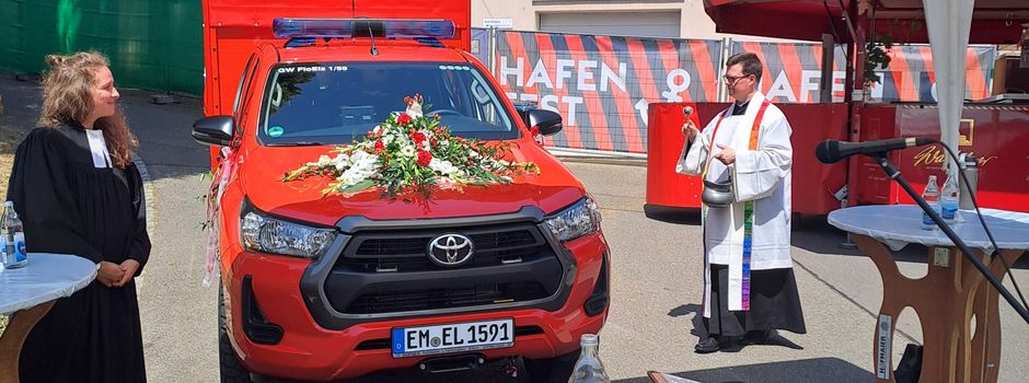 Freiwillige Feuerwehr Elzach weiht zwei neue Einsatzfahrzeuge ein