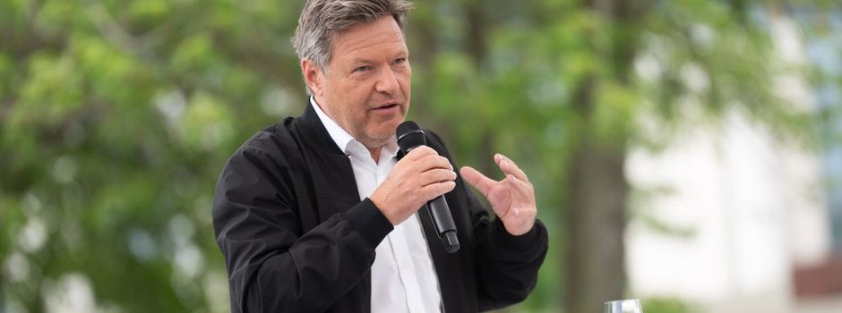 Habeck wirft Israel völkerrechtswidriges Vorgehen vor