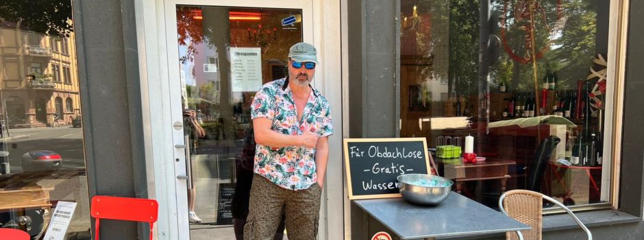 Metzger Peter Leussler vor seinem Laden